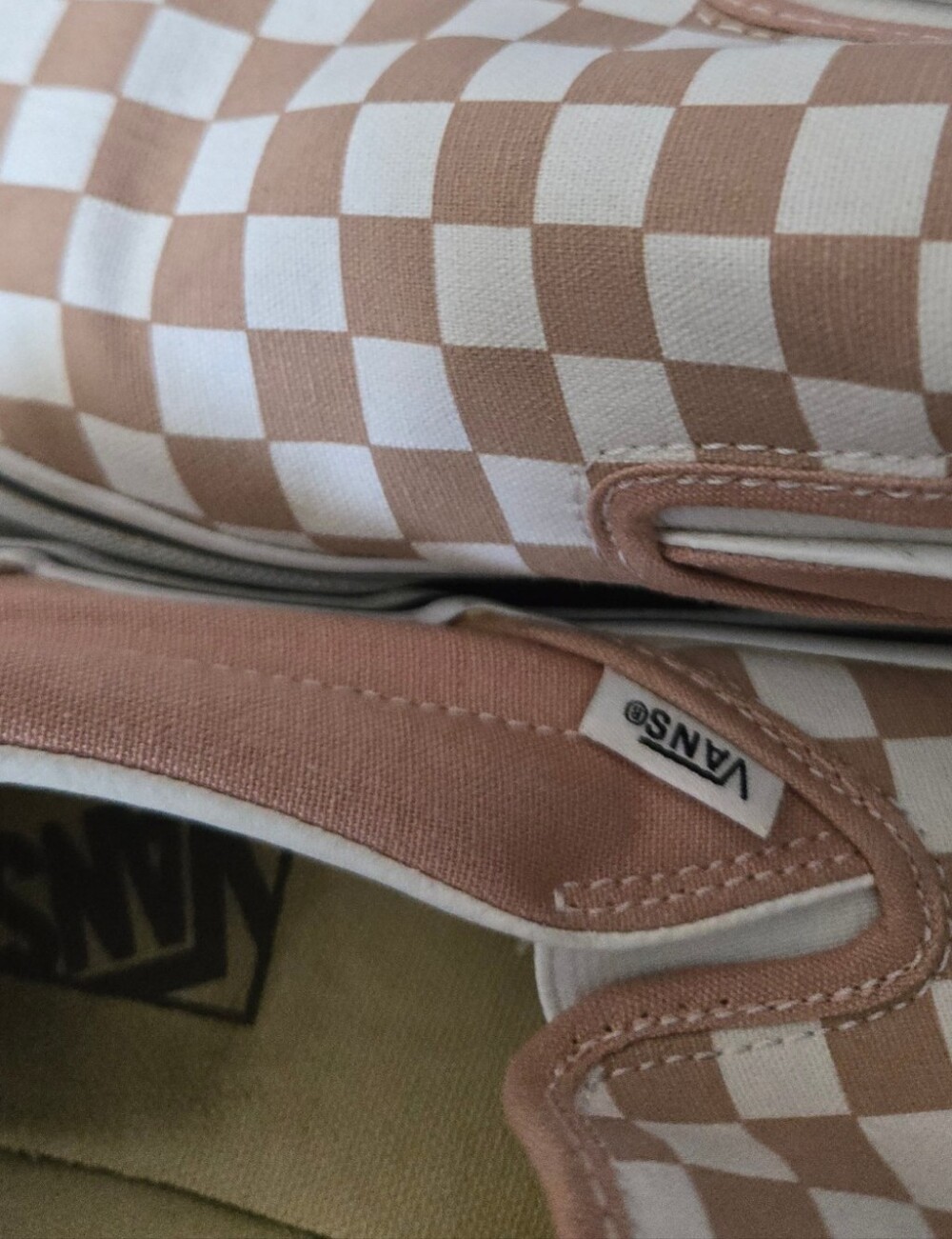 🌸 Vans Classic Slip-On Checkerboard Sneakers | Misty Rose | Women's 8.5 - Picture 12 of 13
